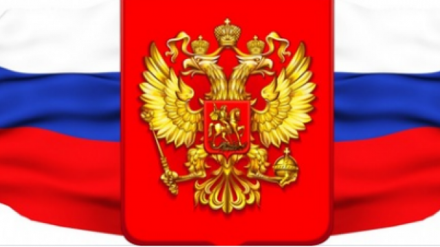 Владимир Владимирович Путин заявил, что работающие и неработающие пенсионеры получат выплаты в размере 10 тыс. руб. каждый