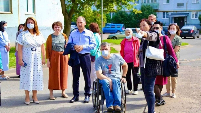 Представители органов власти и нашей организации провели мониторинг Рижского проспекта в г. Пскове