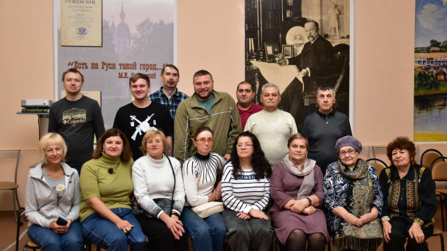 В Великих Луках прошел шахматный турнир среди людей с инвалидностью