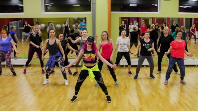 Дорогие любители Zumba, встречаемся сегодня у Ледового дворца
