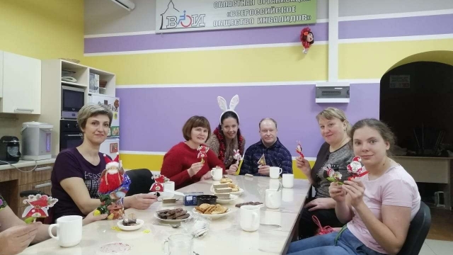 Подвели итоги, потанцевали, создали себе новогоднее настроение наши участники  коллектива танцев ZUMBA 