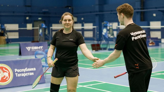 ЗНАЙ НАШИХ! 