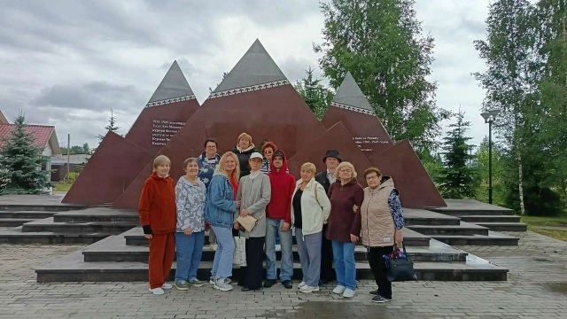 Члены Великолукской РОО ВОИ посетили с экскурсией город Ржев