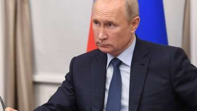 Владимир Путин поручил заняться развитием в РФ транспортных средств, оборудованных для инвалидов.
